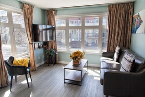 Smart-tv en een open haard