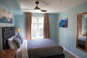 1 bedroom, desk, free WiFi, bed sheets