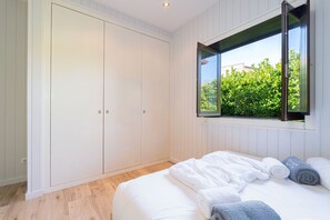 3 Schlafzimmer, Bügeleisen/Bügelbrett, Internetzugang, Bettwäsche