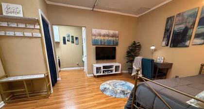 "Modern Studio Retreat Steps from the ATL Beltline -Dining, Breweries & Trails!"