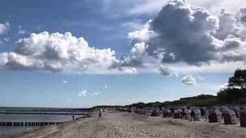 Una playa cerca