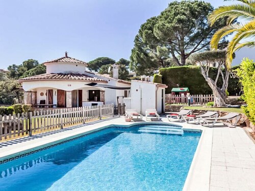 Global Mas Companys - By Global Rental Holidays 5965