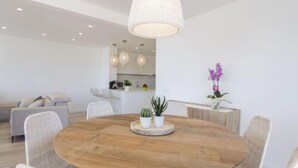 Unclassified image, 5 of 12, button - Global Bahia - By Global Rental Holidays 6073 (Castello d'Empuries)