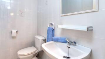 Casa, 3 dormitoris, terrassa | Bany