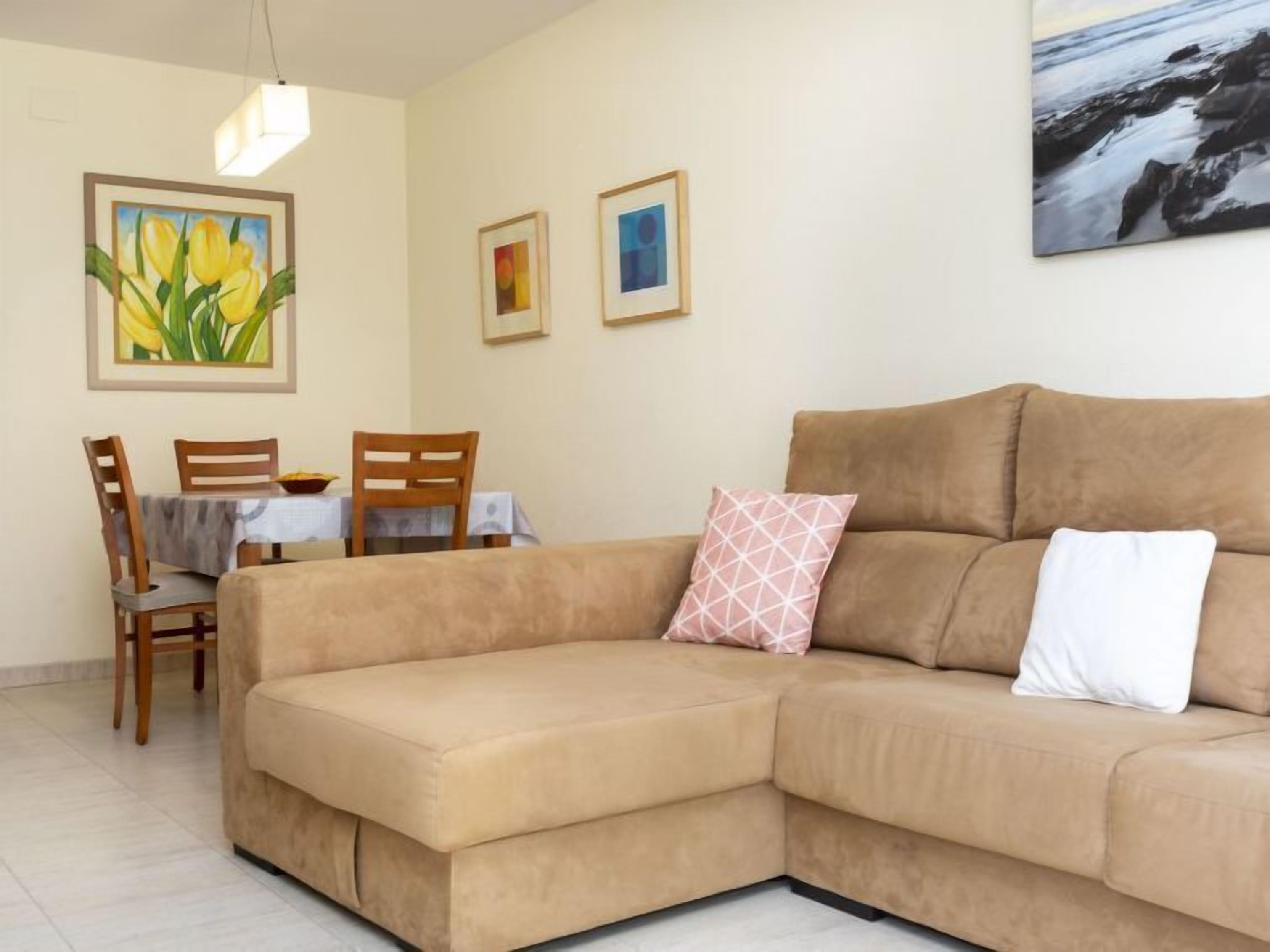 Casa, 4 habitaciones, terraza | Zona de estar