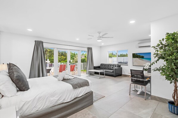 Apartment (1 Bedroom) | Interior - Unique Retreat - Unit B: Homey First-floor Haven (Deerfield Beach)