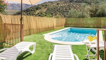 House, 4 Bedrooms, Terrace | Pool