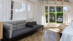 Villa, 6 Bedrooms, Terrace | Living area - Global Vilafortuny - By Global Rental Holidays 6066 (Cambrils)
