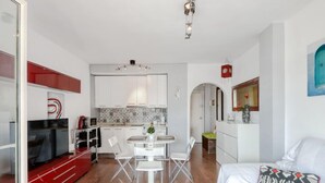 Huis, 2 slaapkamers, terras | Woonruimte