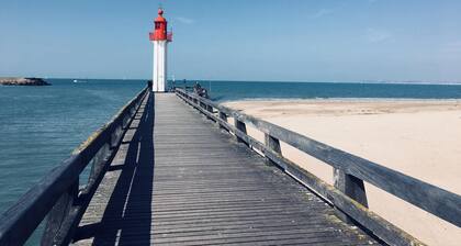 Beautiful apartment in a townhouse with a garden, fully renovated in 2021.