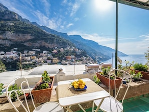 Casa panorámica, vista al mar | Terraza o patio