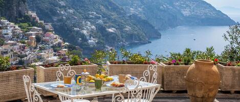 Panoramic House, Sea View | Terrace/patio