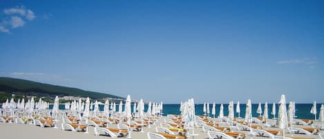 Apartment, 1 Bedroom, Balcony | Beach