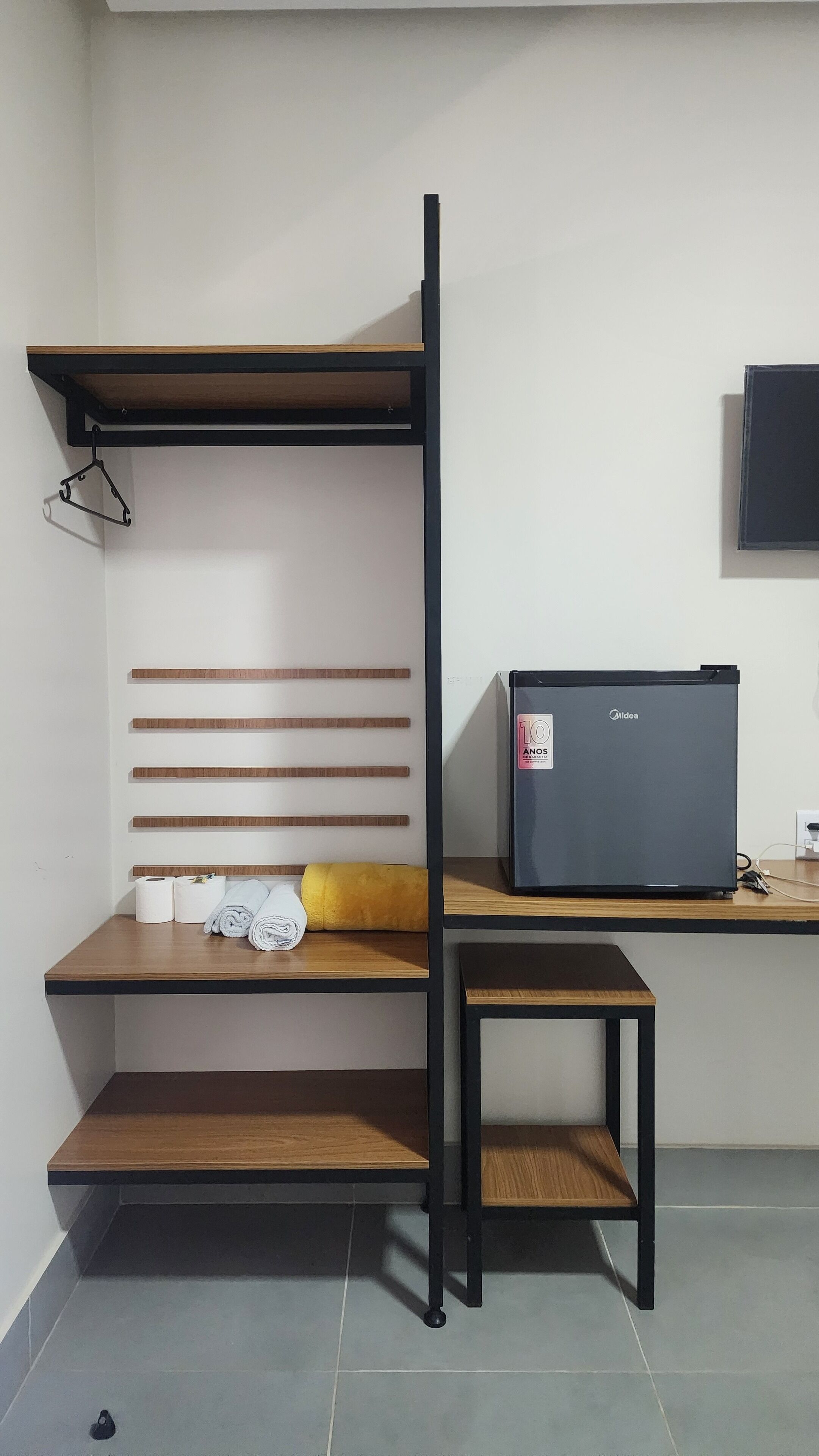 Escrivaninha, Wi-Fi de cortesia