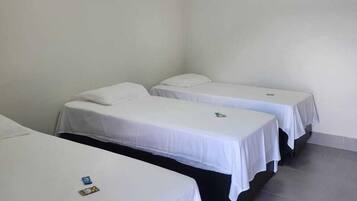 Triple Room, Patio | Desk, free WiFi