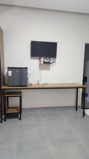 Family Triple Room, Patio | Desk, free WiFi - Friper Hotel (Jaraguá)