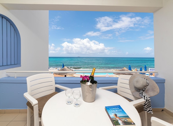 Studio, balcon, vue océan