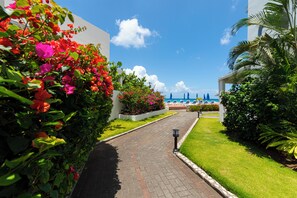 Exterior - La Vista Hotel (Simpson Bay)