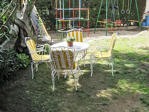 House, 5 Bedrooms, Terrace | Children’s area