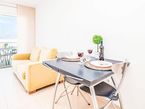 บ้านพัก, 3 ห้องนอน | ร้านอาหาร