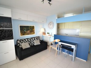 Living area - Global Nautilus - By Global Rental Holidays 6281 (Salou)