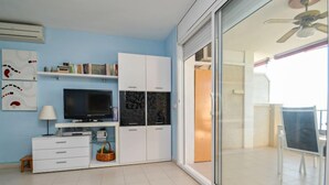 House, 3 Bedrooms, Terrace | Interior - Global Nautilus - By Global Rental Holidays 6281 (Salou)