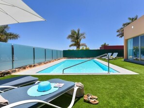 Pool - Global Villa - By Global Rental Holidays 6184 (San Bartolomé de Tirajana)