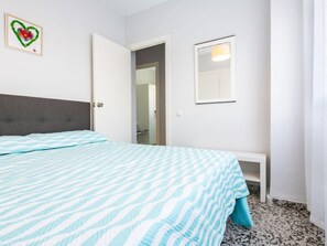 House, 4 Bedrooms, Terrace | 4 bedrooms - Global Edificio 2000 6225 (Oropesa del Mar)