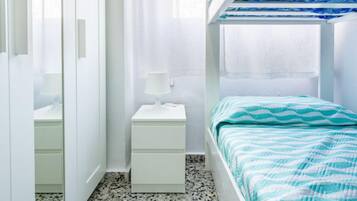 Huis, 4 slaapkamers, terras | 4 slaapkamers