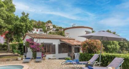 Global Nimes - By Global Rental Holidays 6295