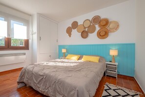 3 Schlafzimmer, Bügeleisen/Bügelbrett