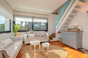 TV - AS-7 Nice duplex in a community with swimming pool (Calella de Palafrugell)