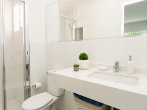 Bungalow, 3 Bedrooms | Bathroom - Global Bungalow San Agustin ET1 6290 (San Bartolomé de Tirajana)