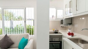 Bungalow, 3 Bedrooms | Private kitchen - Global Bungalow San Agustin ET1 6290 (San Bartolomé de Tirajana)