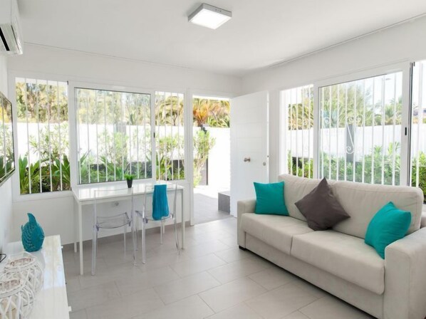 Bungalow, 3 Bedrooms | Living area - Global Bungalow San Agustin ET1 6290 (San Bartolomé de Tirajana)