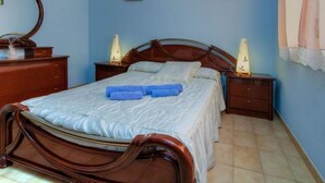 House, 3 Bedrooms, Terrace - Global Del Lago - By Global Rental Holidays 6387 (L'Escala)