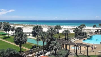 Innenpool, beheizter Pool