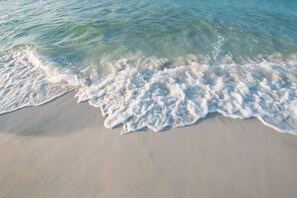 On the beach - Pelican Beachfront with Amazing Ocean Views (Destin)
