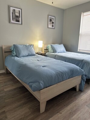 3 bedrooms, iron/ironing board, free WiFi, bed sheets