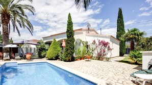 Unclassified image, 2 of 41, button - House in Roses With Private Pool Near Beach (Roses)
