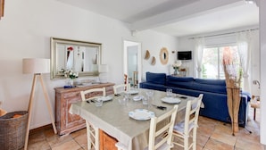 Unclassified image, 3 of 41, button - House in Roses With Private Pool Near Beach (Roses)