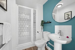 Business-lejlighed - balkon - byudsigt | Badeværelse