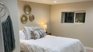 2 slaapkamers, een strijkplank/strijkijzer, wifi, beddengoed