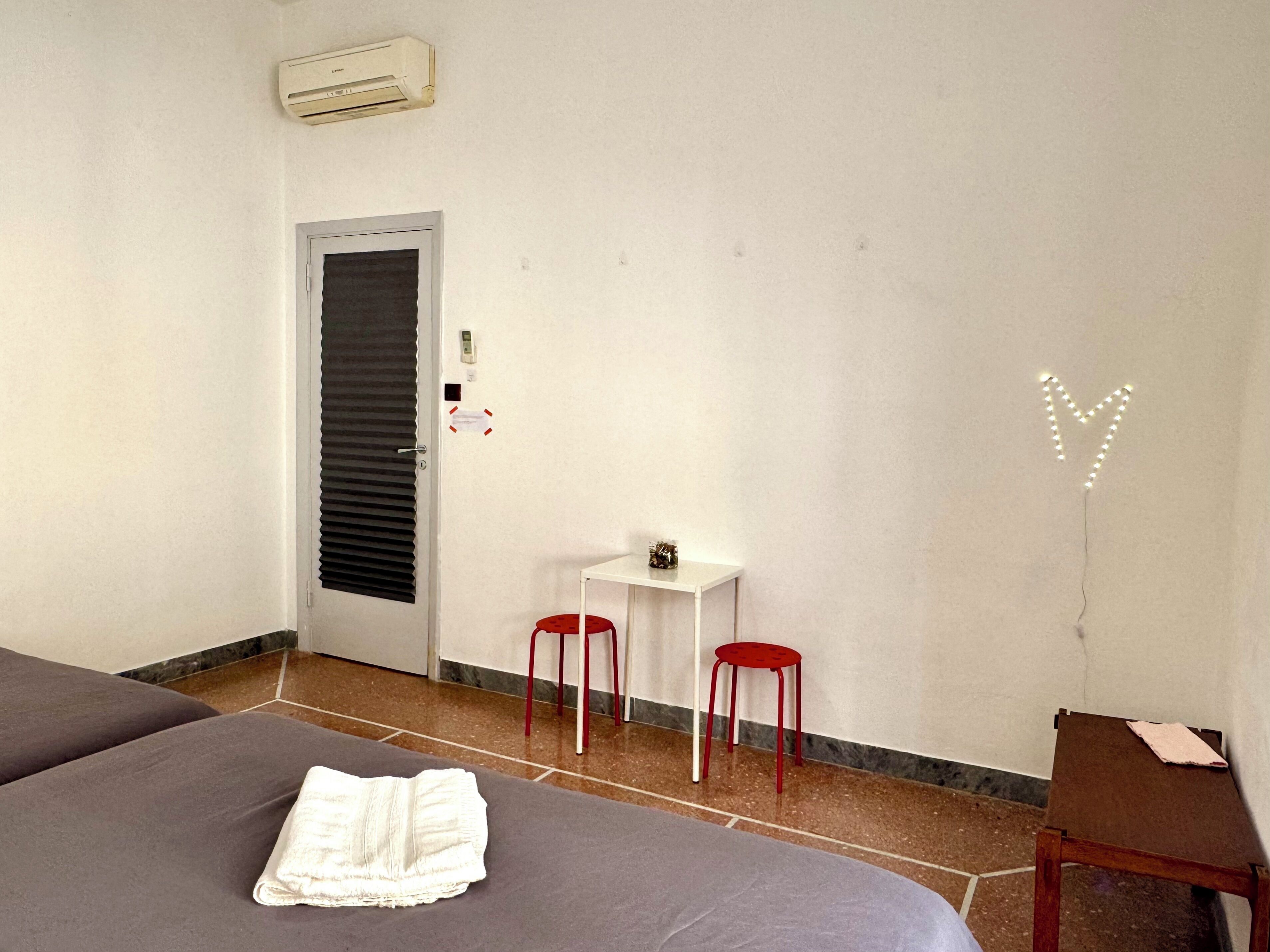 Foto - Affittacamere THE SHUTTLE