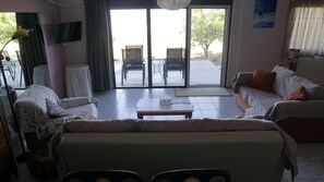 TV, books - Romanos Patras  studio (Patra)