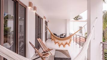 Luxury Villa, Balcony, Beach View | Cadar kapas Mesir, peralatan tempat tidur premium, busa memori