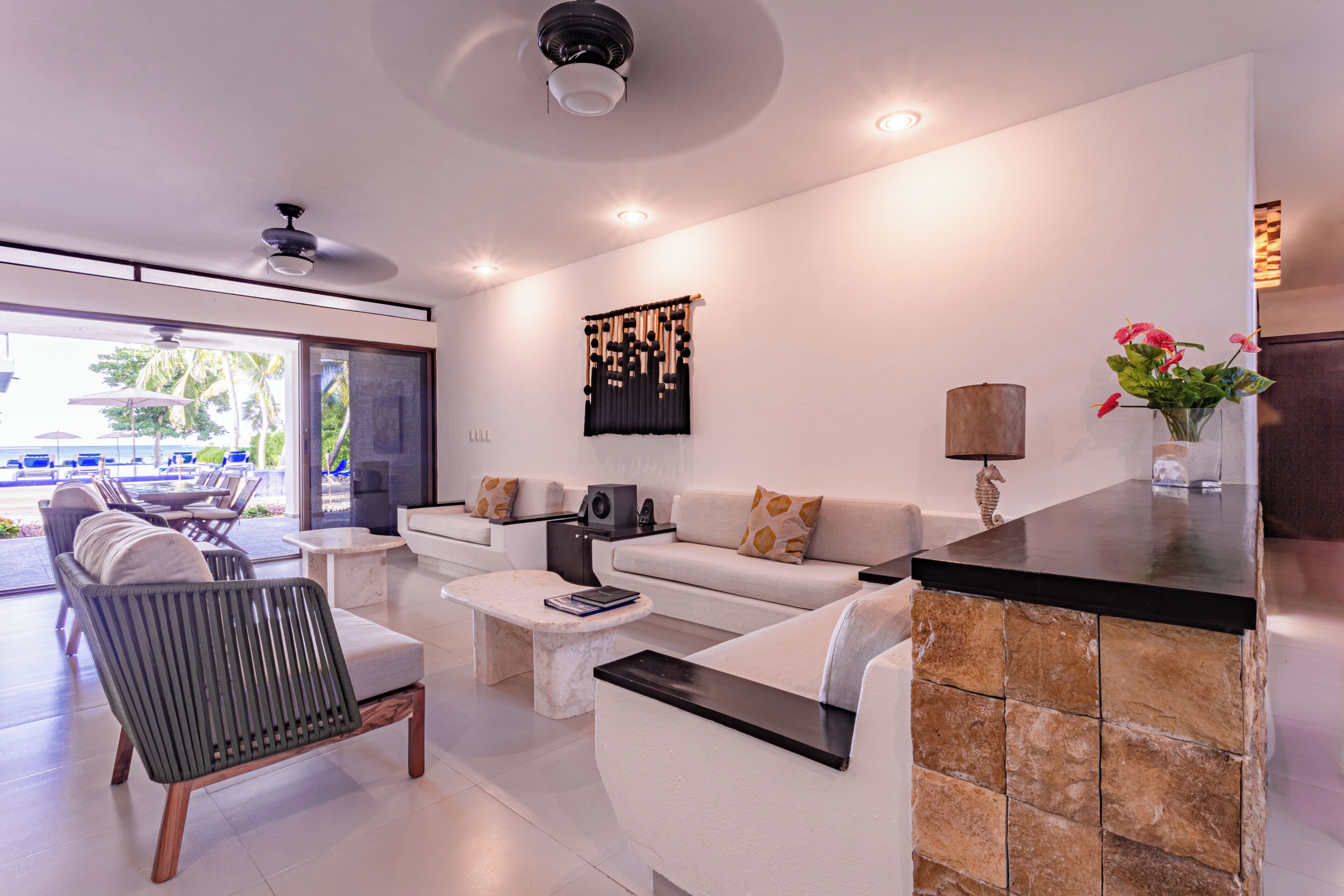 Foto - 13BDR Villa Bellamar Akumal - Private Chef - Beachfront - Weddings-Business Retreats-GOLF-Family