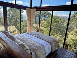 Suíte estúdio luxo, vista para a montanha | Roupas de cama premium, edredons de pluma, frigobar, escrivaninha