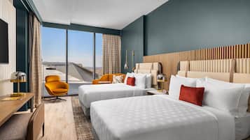 Hypo-allergenic bedding, minibar, in-room safe, desk