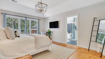 4 Schlafzimmer, Bügeleisen/Bügelbrett, WLAN, Bettwäsche